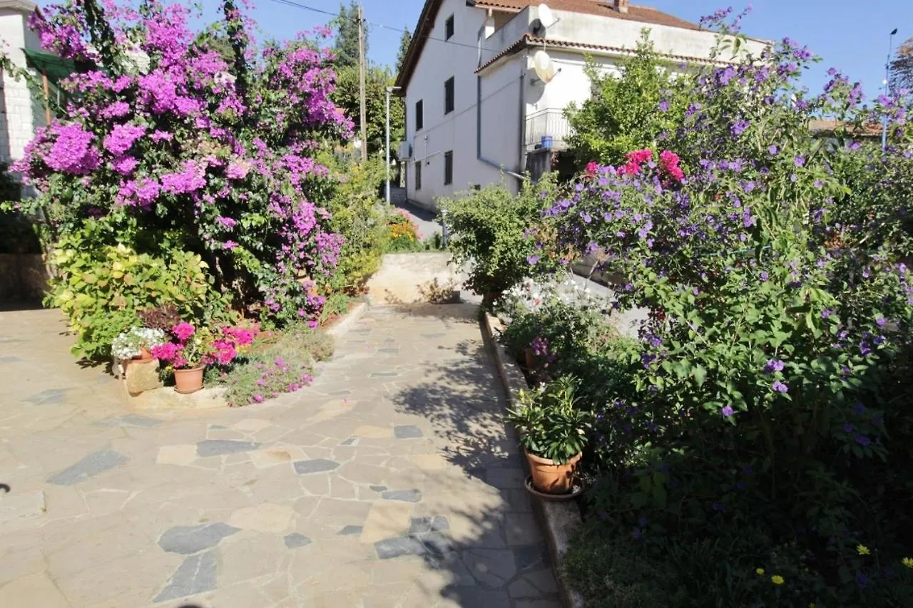 Apartments Marija Savudrija Guest house