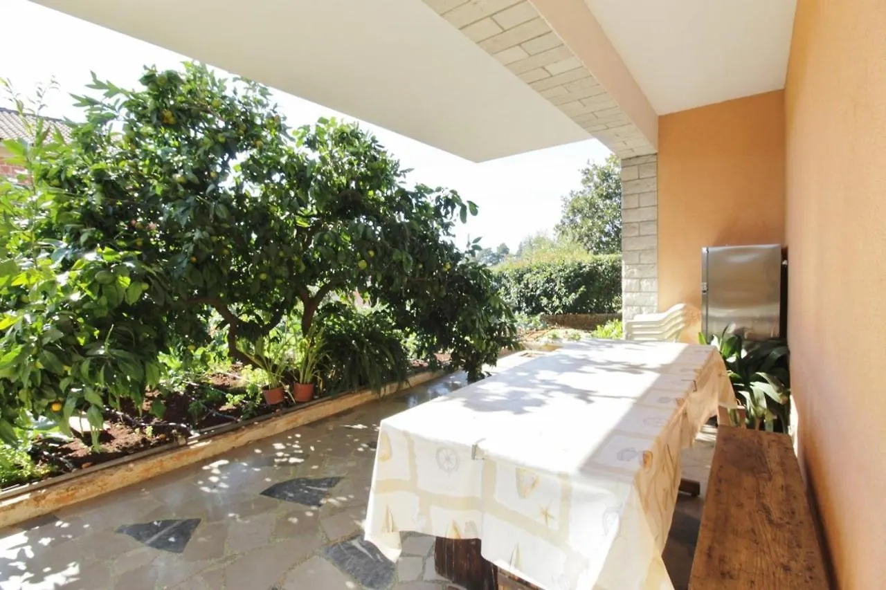 Apartments Marija Savudrija Guest house